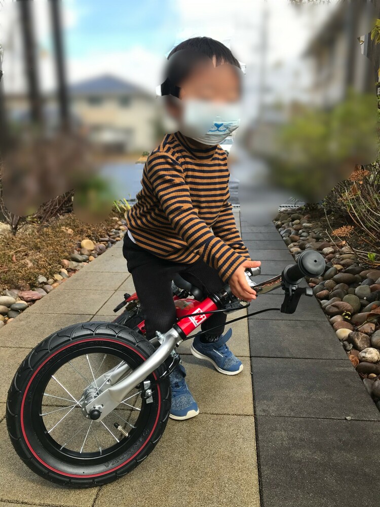 3歳で自転車デビュー 誕生日にはへんしんバイクがおススメ のんび りライフ